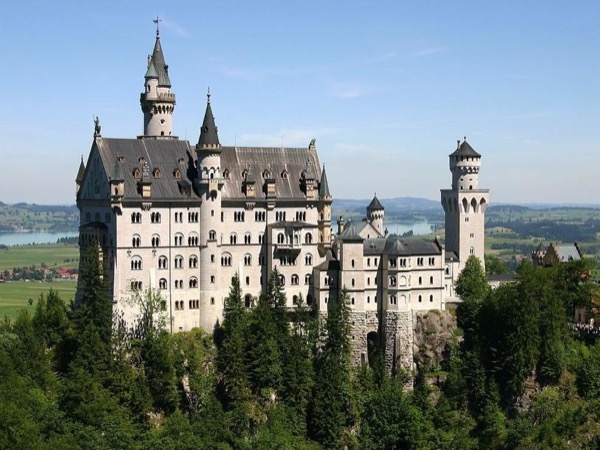 Royal Castle Neuschwanstein - Day Trip from Munich