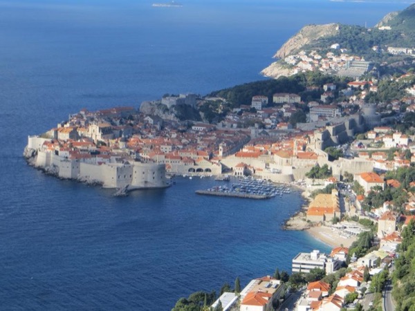 Dubrovnik Walking Tour and Panorama Shore Excursion