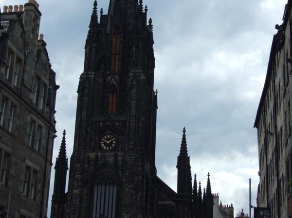 Full Edinburgh Day Driving and Walking Private Tour