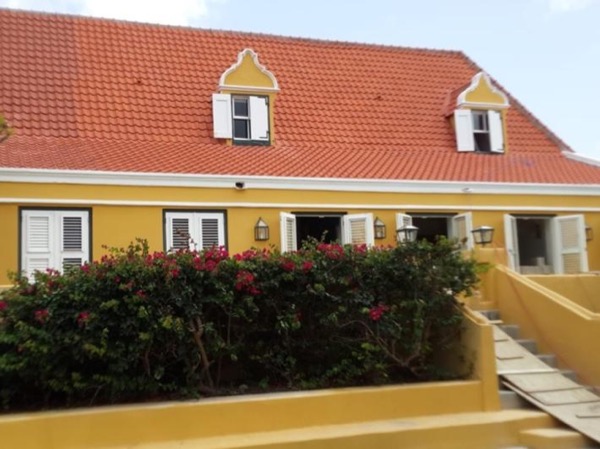 Curaçao Plantation Houses Tour