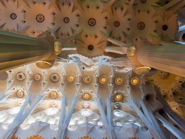 Enjoy Gaudí's Barcelona: Sagrada Familia and Park Güell with a Licensed Guide