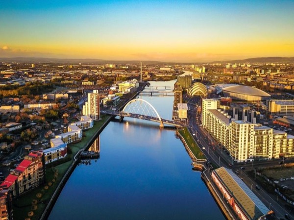 Walking Day Tour of Glasgow.