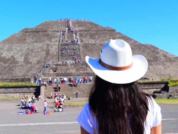 The Pyramids of Teotihuacan, "The City Of Gods"