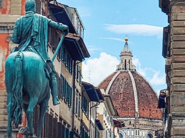 Private fully customized tour-mix of magical landmarks of Florence