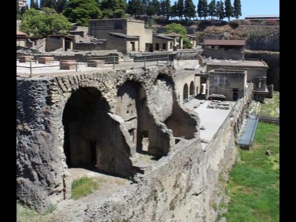 the hidden treasures of Pompei and herculaneum