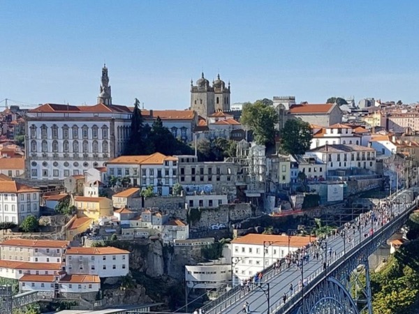 Old Town History Tour of Porto