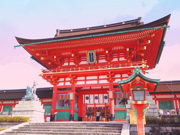 Fushimi Inari Shrine, Sake tasting and Rock garden 3 in 1